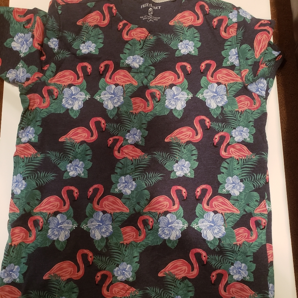 Free Planet XL Flamingo Tshirt